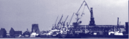 Warnow Werft Rostock, Hafen (1990). Bild: (c) ddr-im-www.de